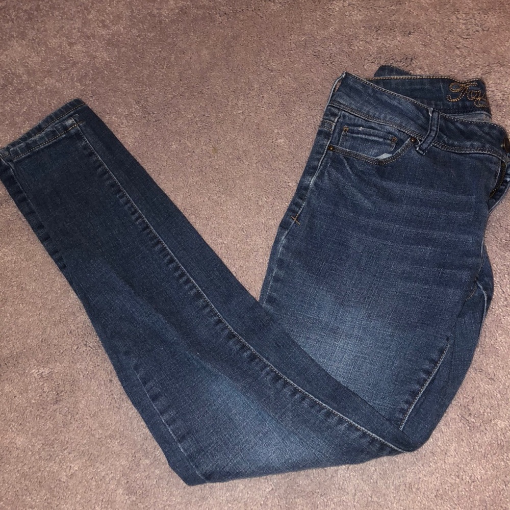 Low rise jeans